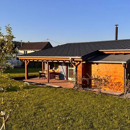 Casa de Férias Eifelchalet Niederehe